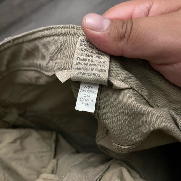 Duluth 14x33 work pants women’s tan - Picture 4 of 8